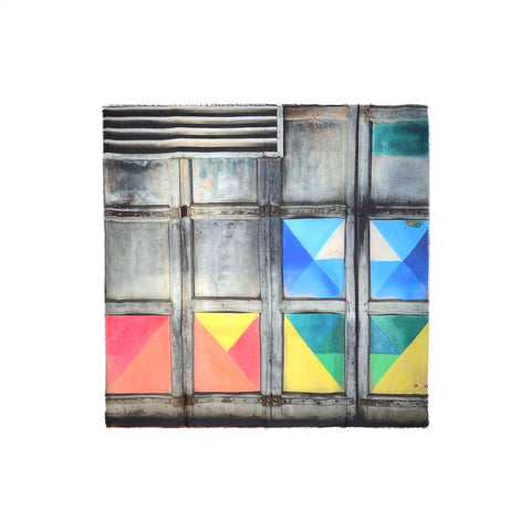 Talking Walls Ela single face - Rainbow  On The Wall Size 140 x 140 cm