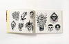 Laurence King stickerboek stickerbomb skulls