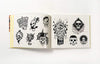 Laurence King stickerboek stickerbomb skulls