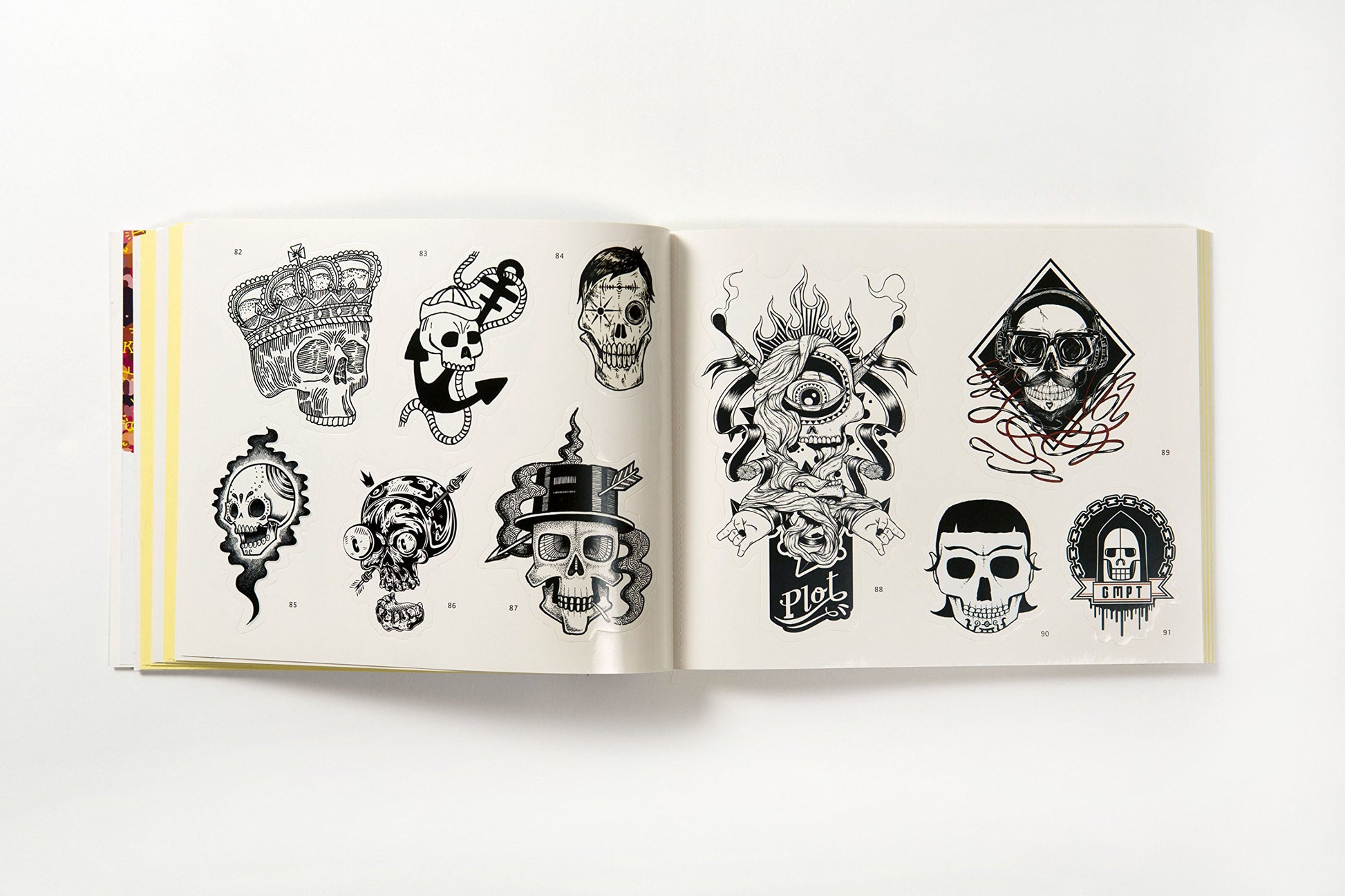 Laurence King stickerboek stickerbomb skulls