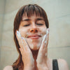 Wondr Hemp Facewash bar bij Philimonius